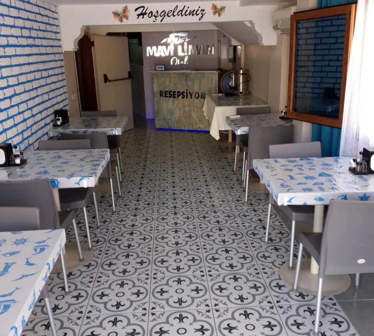 Mavi Liman Otel Çeşme فندق